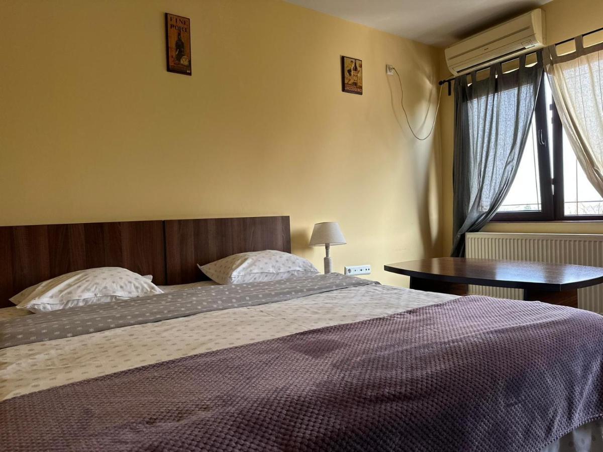 La O Barfa Apartamento Ploieşti Exterior foto