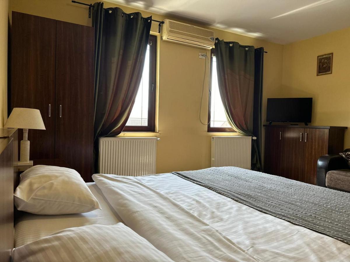 La O Barfa Apartamento Ploieşti Exterior foto
