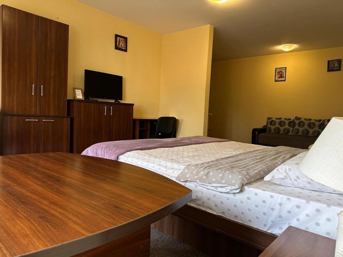 La O Barfa Apartamento Ploieşti Exterior foto