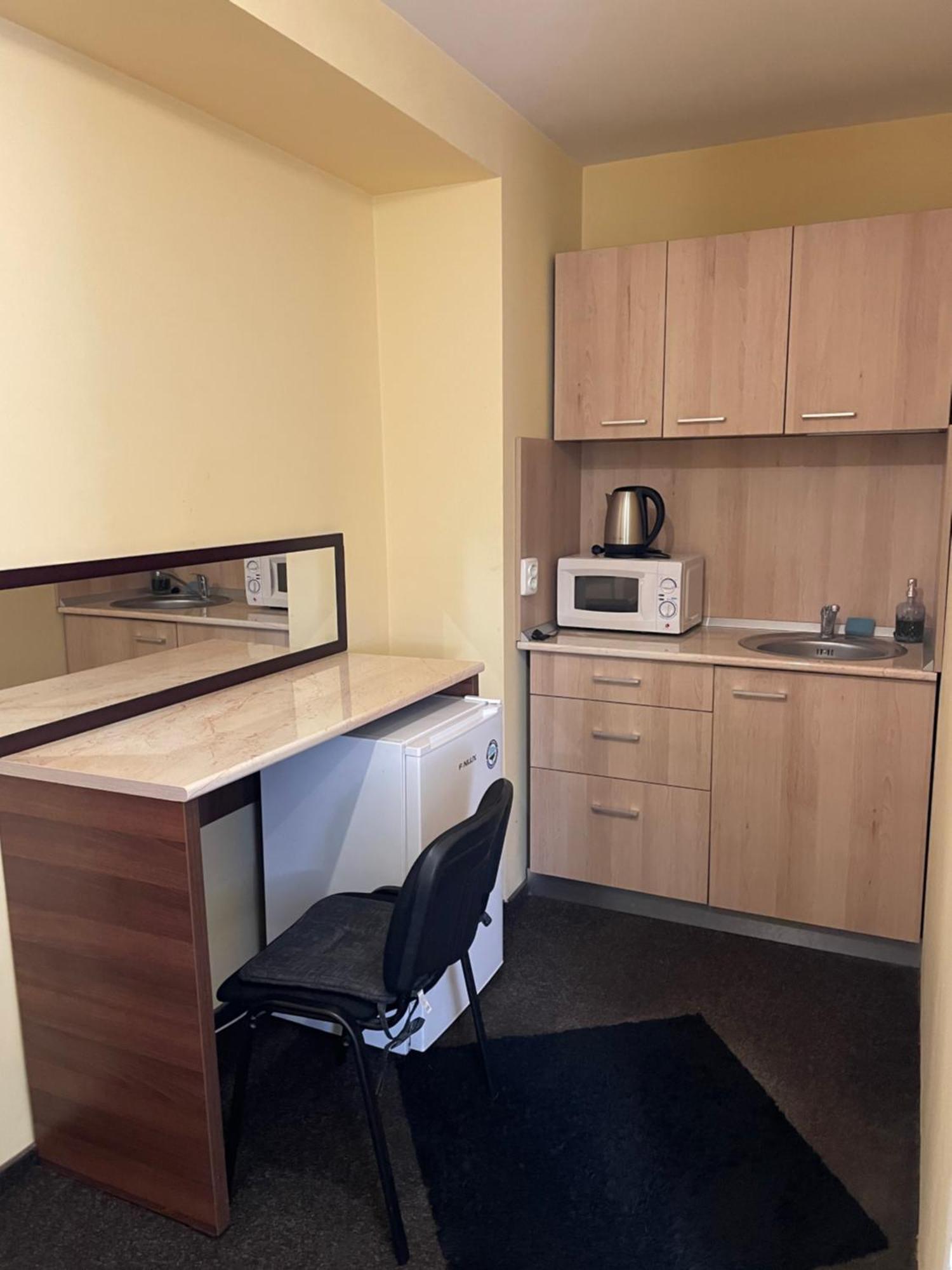 La O Barfa Apartamento Ploieşti Exterior foto