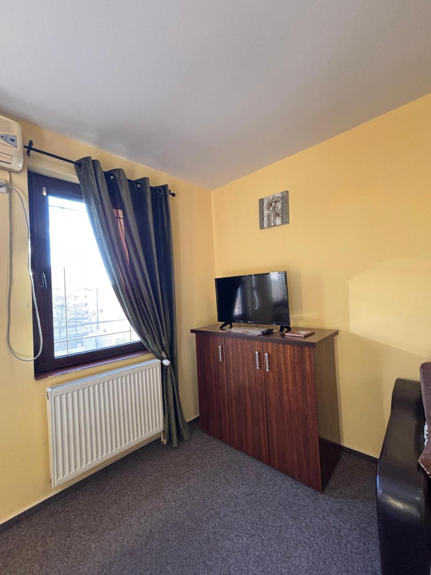 La O Barfa Apartamento Ploieşti Exterior foto